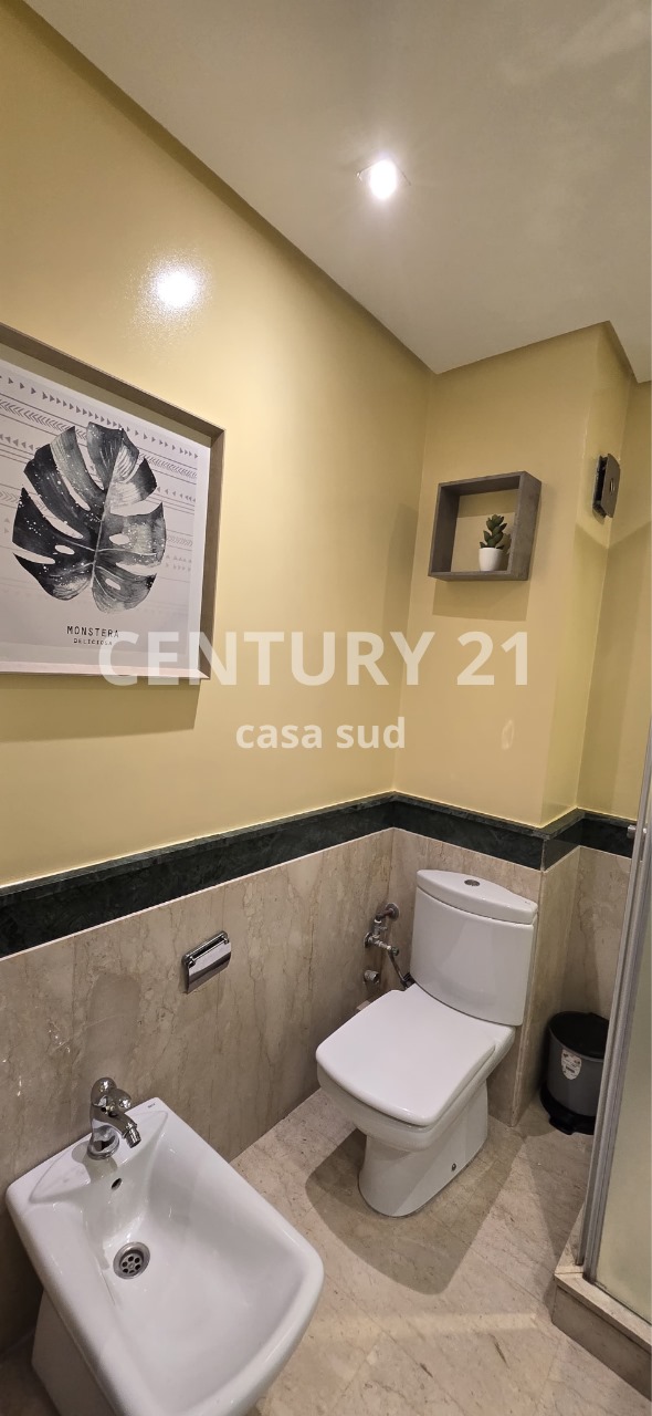 Bel appartement à la location à Californie