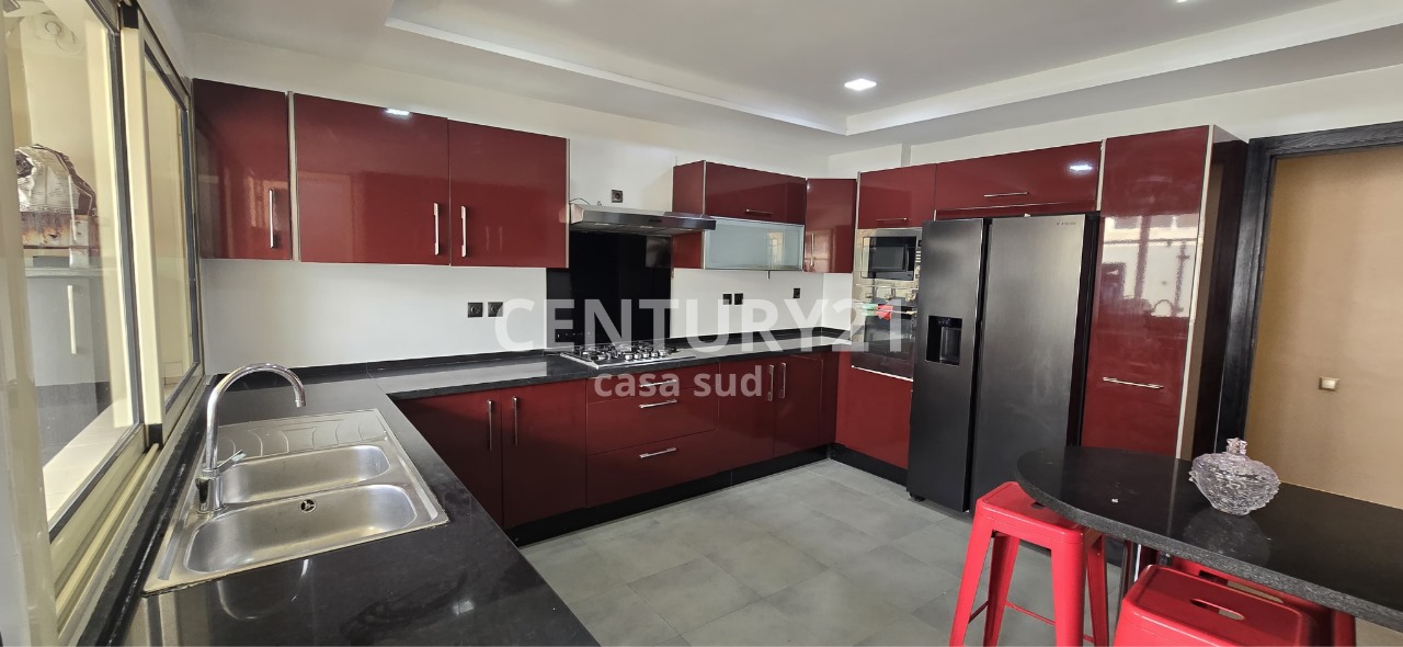 Bel appartement à la location à Californie