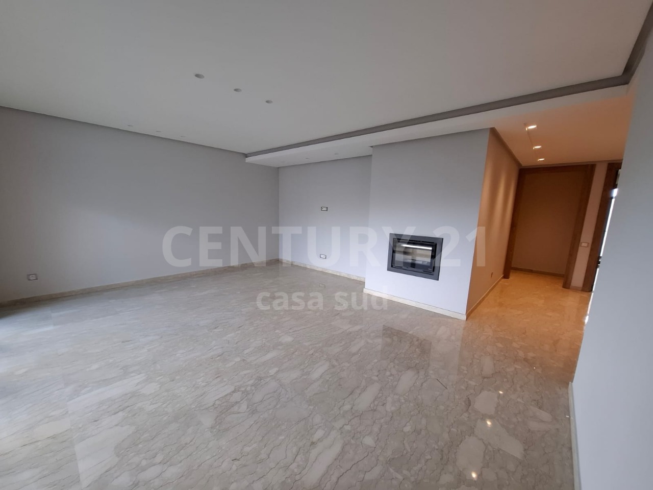 Bel appartement sans vis à vis à la location à Bouskoura Ville Verte