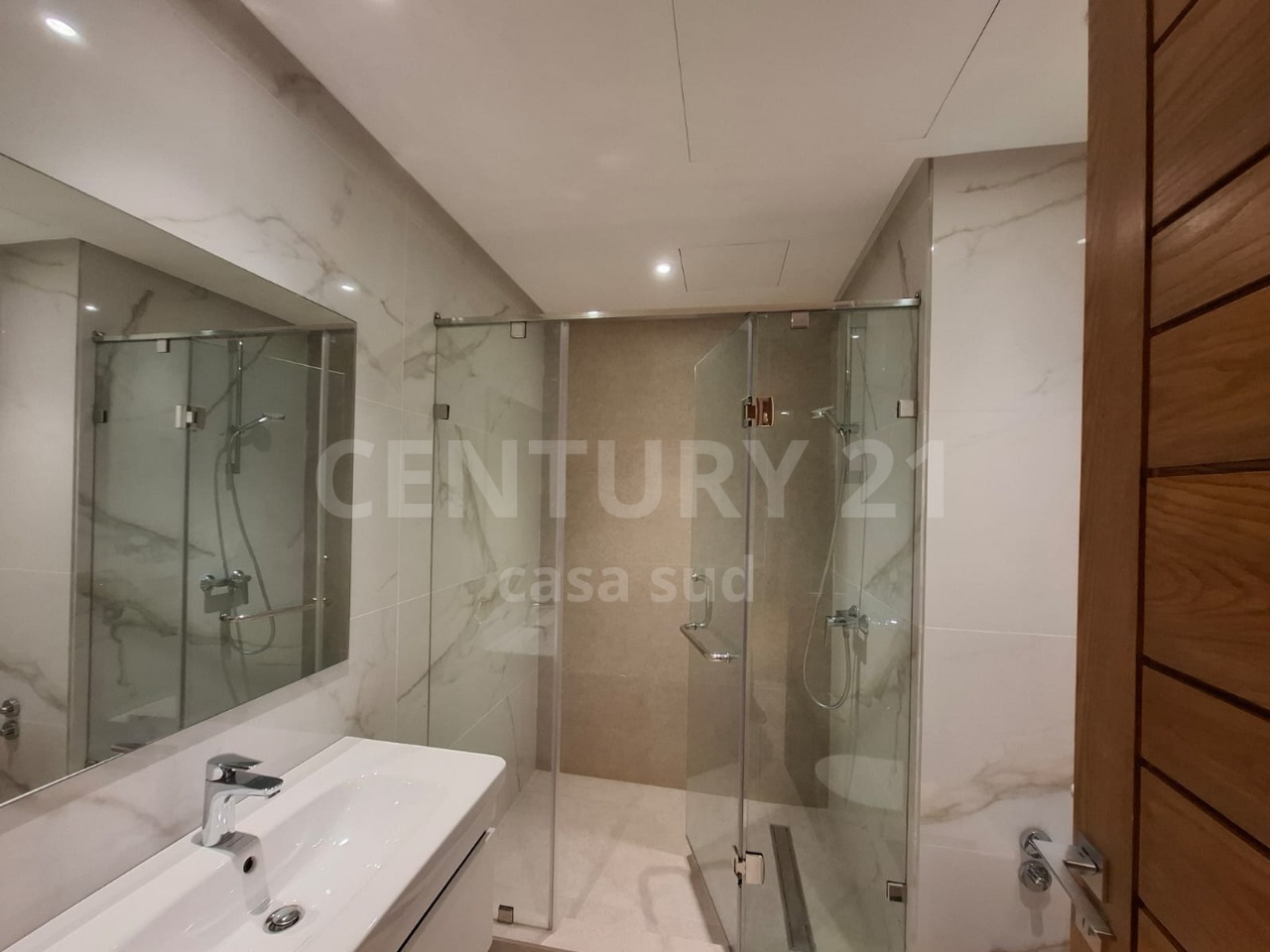 Bel appartement sans vis à vis à la location à Bouskoura Ville Verte