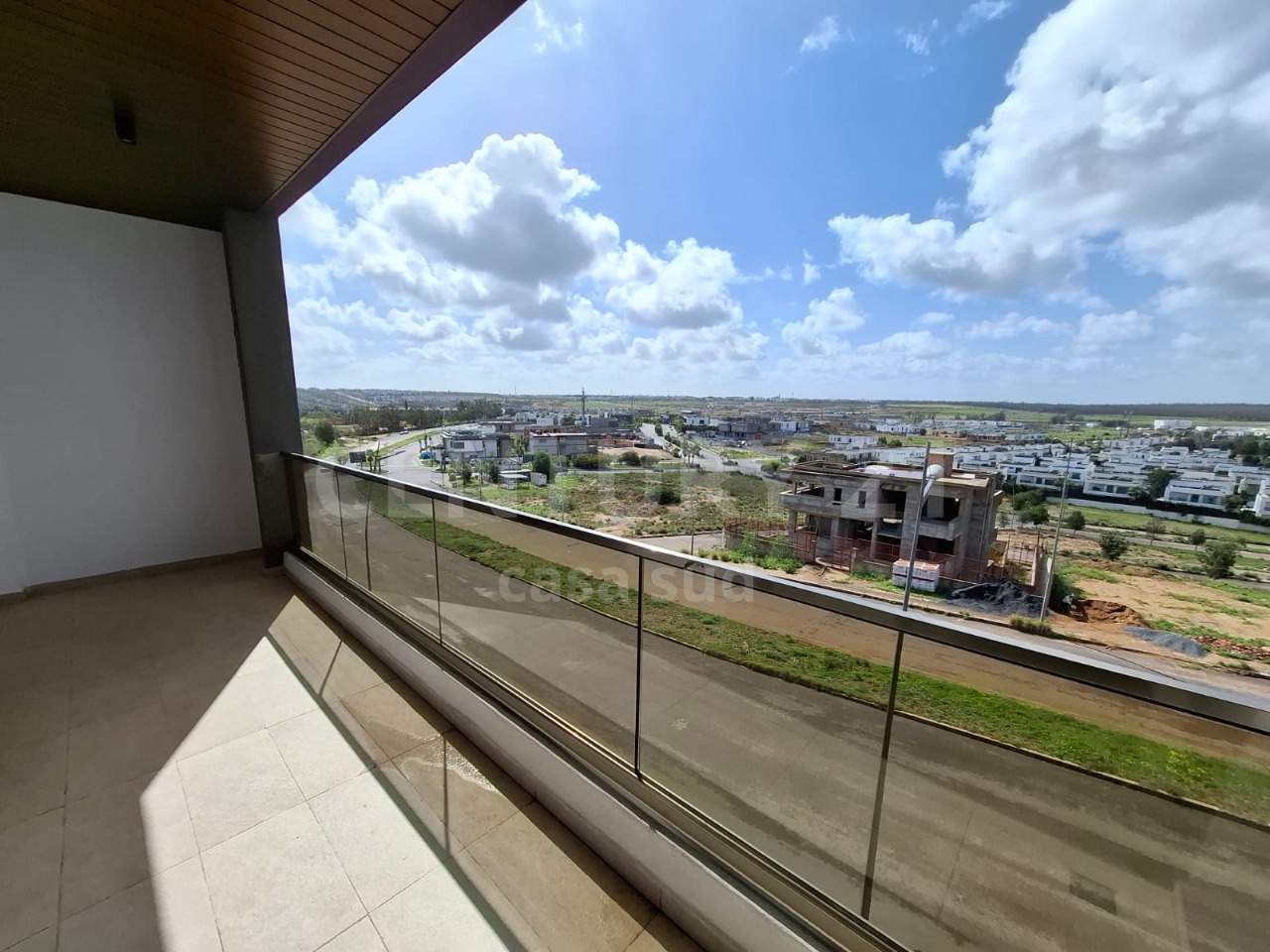Bel appartement sans vis à vis à la location à Bouskoura Ville Verte