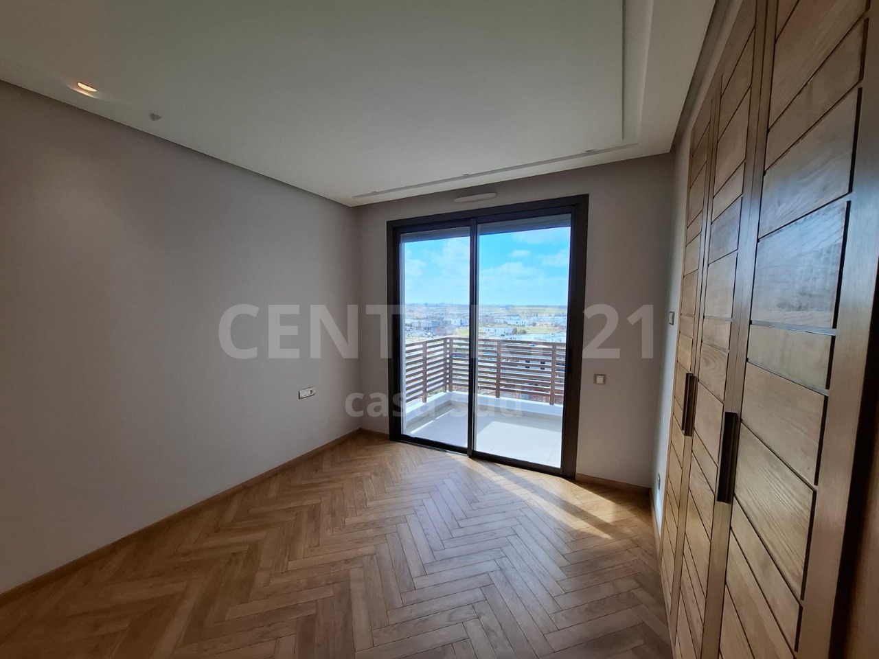 Bel appartement sans vis à vis à la location à Bouskoura Ville Verte